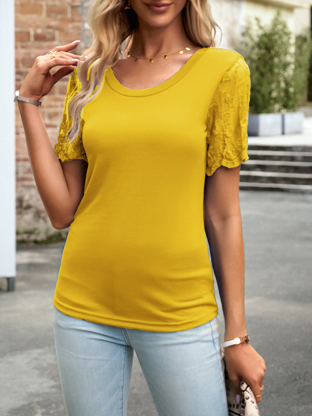 Lace Detail Round Neck Short Sleeve T-Shirt