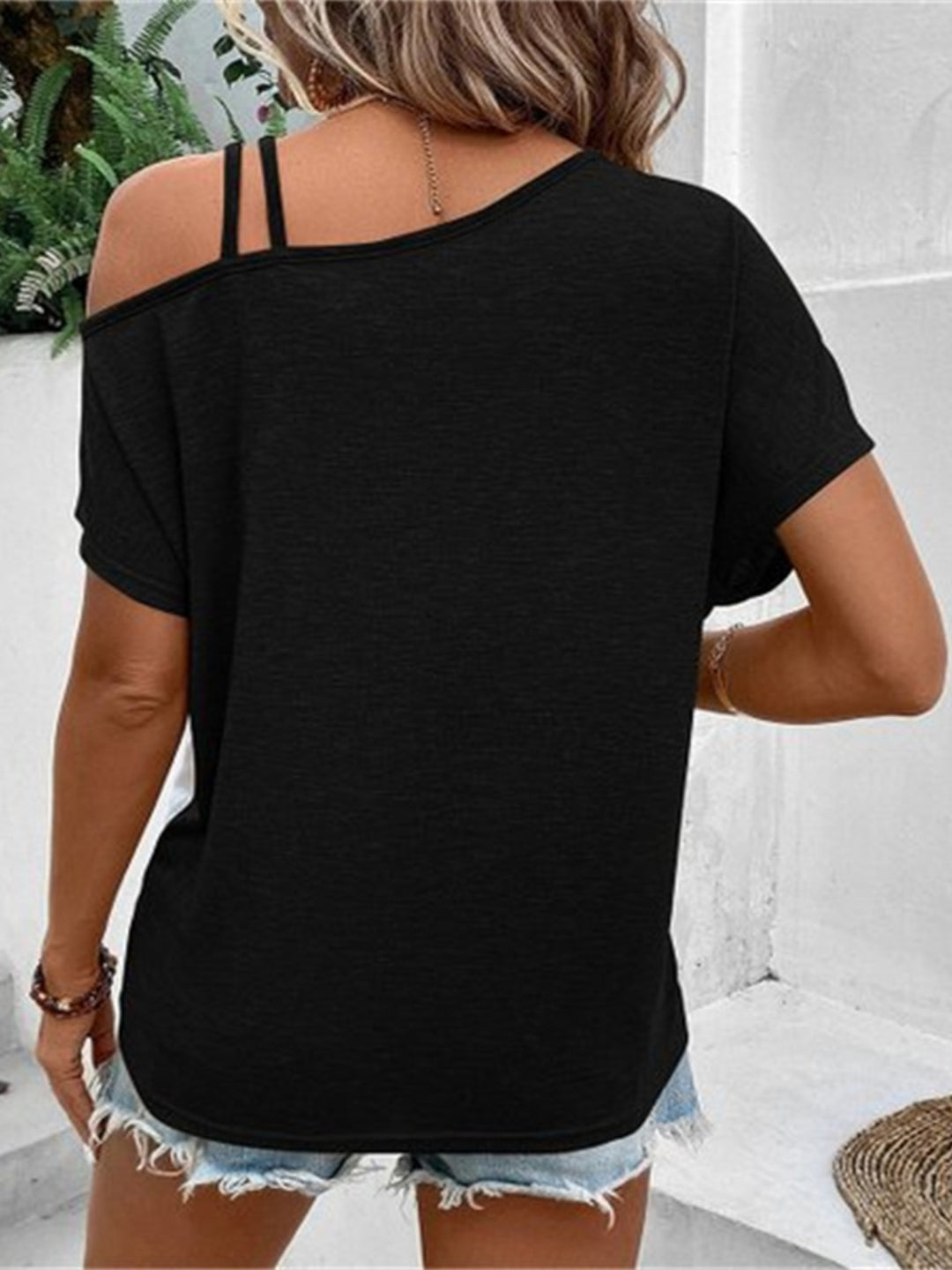 Contrast Asymmetrical Neck Short Sleeve T-Shirt