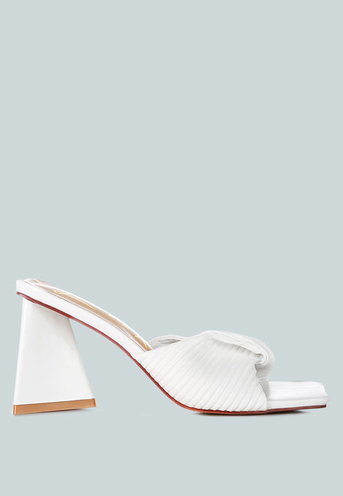 cupid kiss pleated twist strap sandals