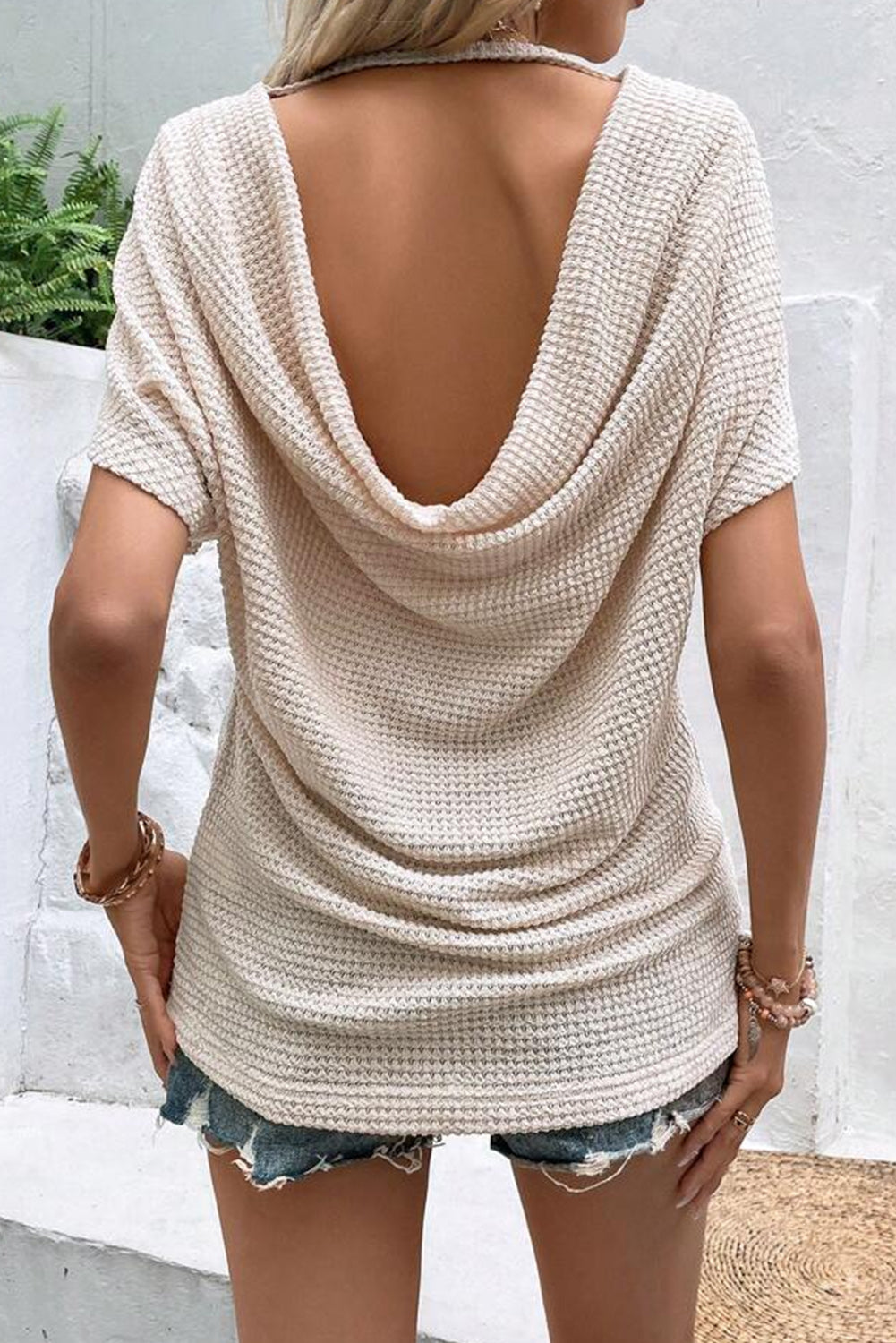 backless round neck short sleeve