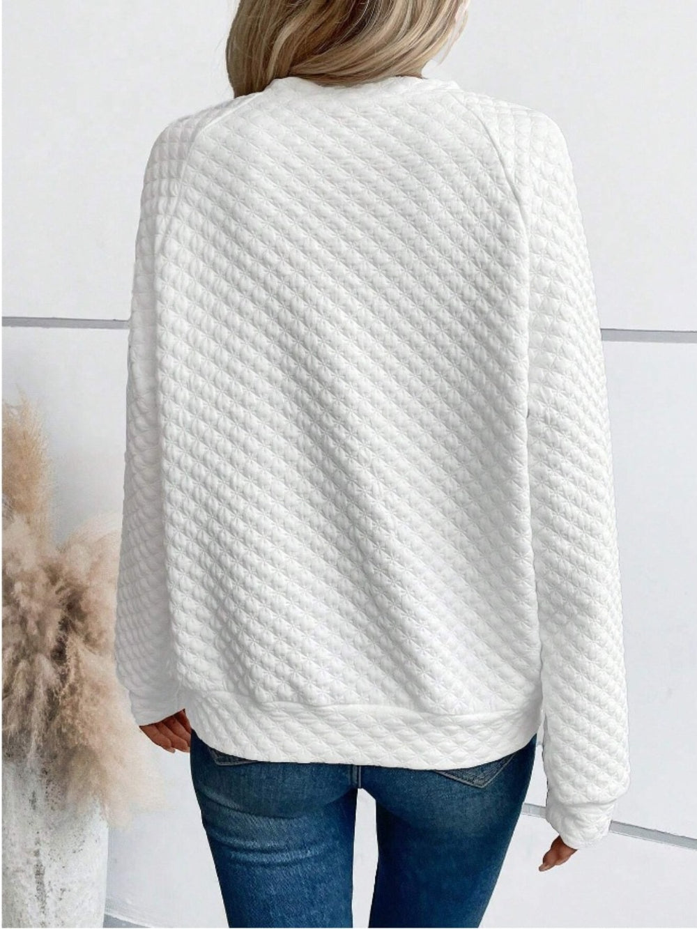 Notched Long Sleeve Sweatshirt